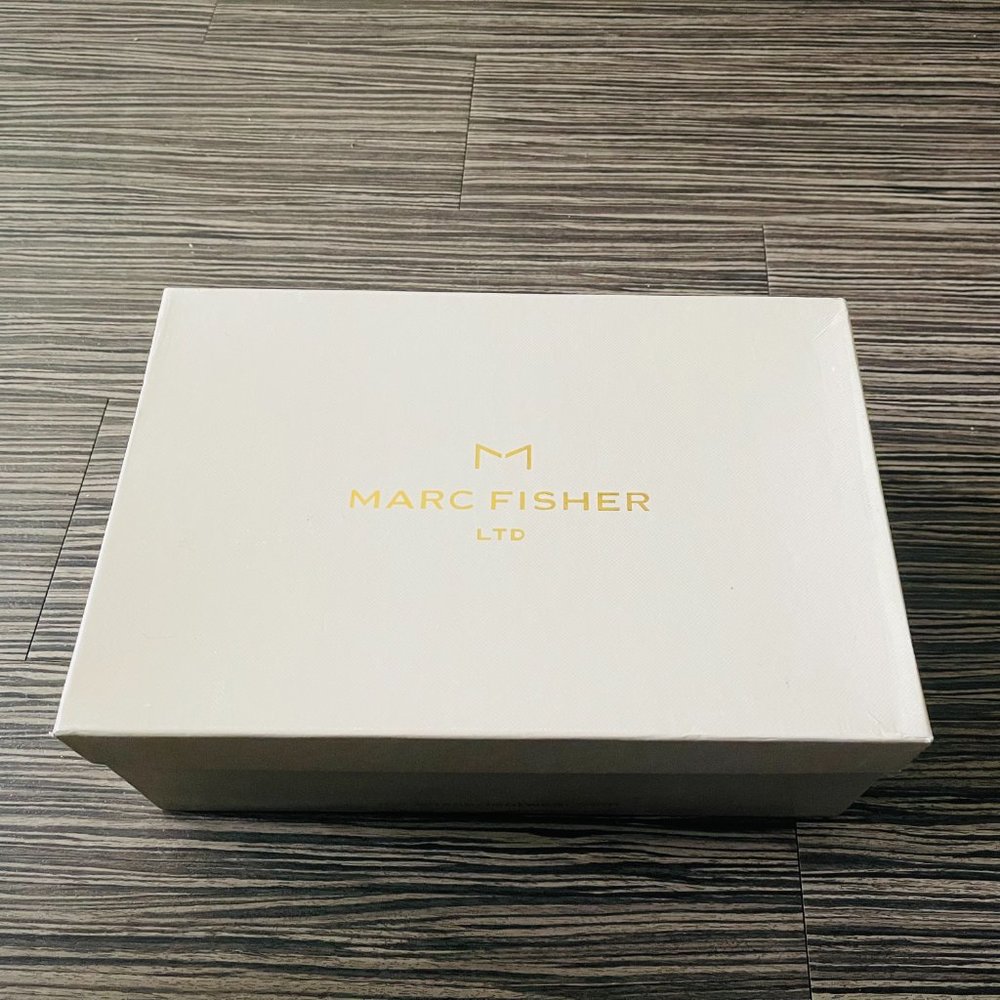 Marc Fisher Heels - The Feisty in Blue - Picture 11 of 15